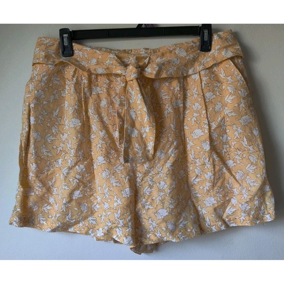 CO Pants - CECE Women's Meadow Monet Dandelion Tie Pocketed Paperbag Shorts Yellow Size XL‎